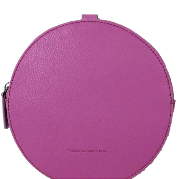 🆕 French Connection Round Ring-Handle Wristlet Bag final mark down - Picture 3 of 5